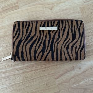NWOT - Animal Print Zip Wallet